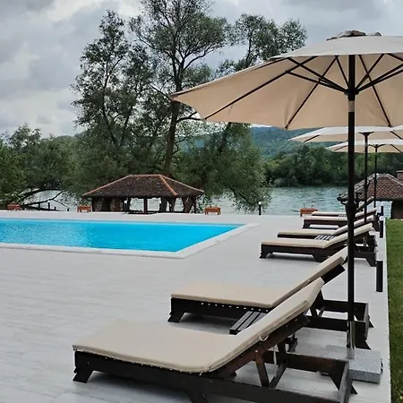 Tri Vrbe Apartment