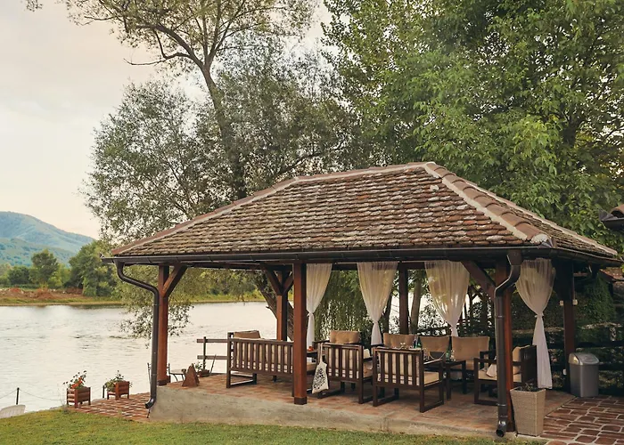 아파트 Tri Vrbe Ljubovija